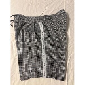 Boohoo MAN Plaid Shorts Mens Medium Grey Black Excellent Branded Side Stripe